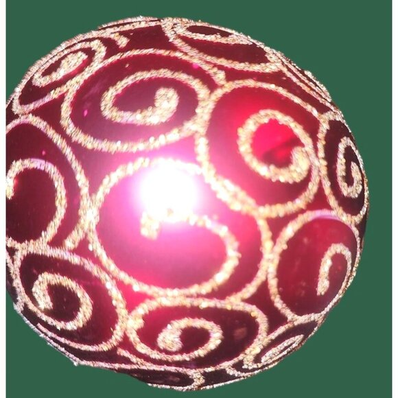 Vintage Lot Of 8 Xmas Ornaments Maroon & Gold Glass/Aluminum Angels & Puppy Figu - Picture 2 of 7